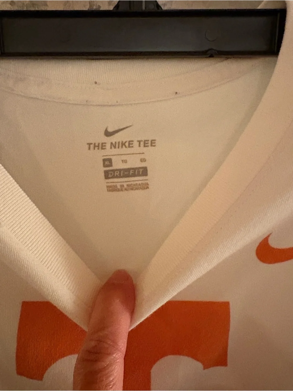 Nike XL Tennessee Volunteers DriFit White T-Shirt with Orange 'T'